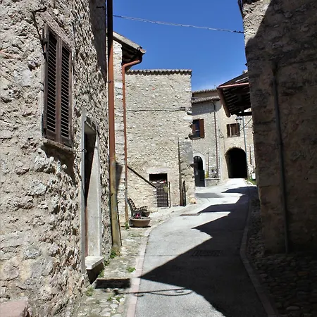 Holiday home Il Rustico Di *